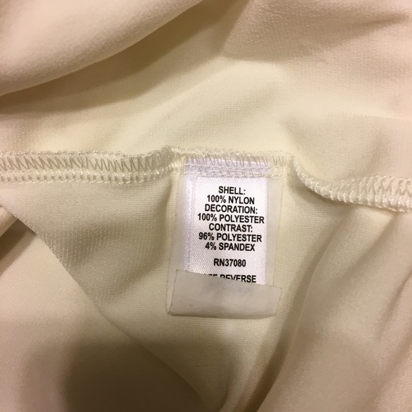 🎁2/$12 NWT VERSONA XL LIGHT YELLOW FLORAL CAP SLEEVE SHEER TOP & ADJUS TANK TOP - Picture 14 of 14